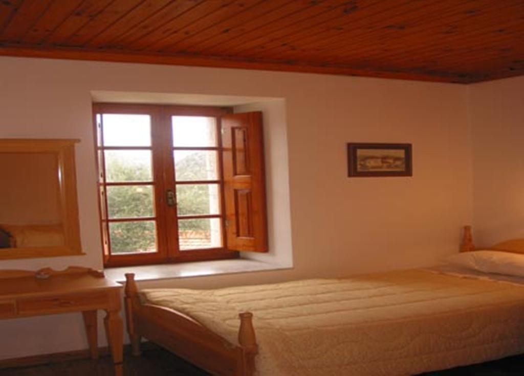 Theoni'S House Hotel Dhimitra  Ngoại thất bức ảnh